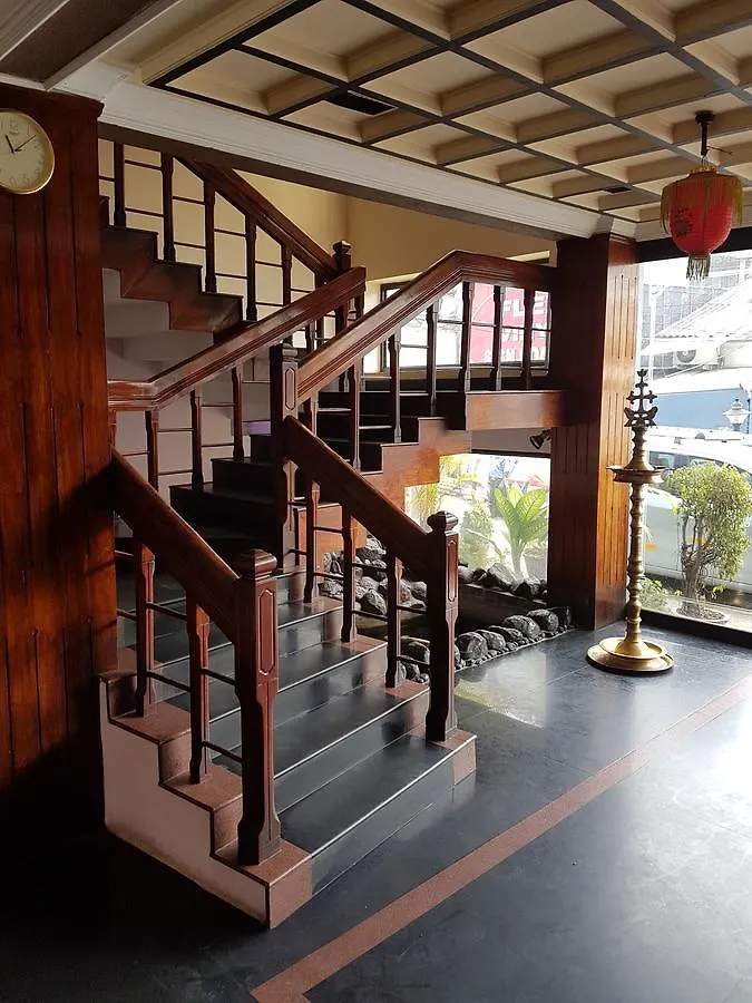 טריואנדרום Hotel Boban Plaza הודו